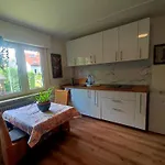 Uni Naehe Mit Garten
