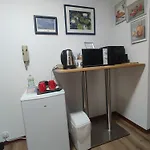 Uni Naehe Unterkunft Mit Garten *