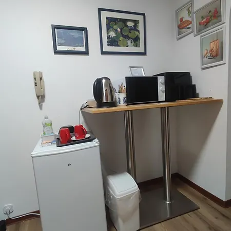 Uni Naehe Mit Garten *